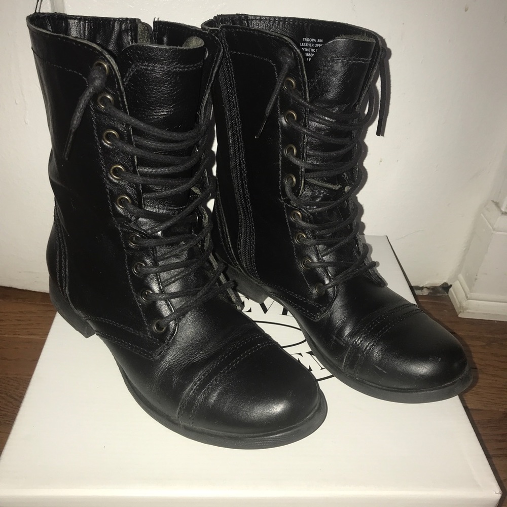 Steve Madden Troopa combat boot